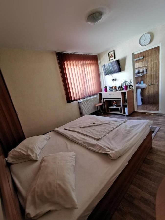 International Recola Motel Băneşti Exterior foto